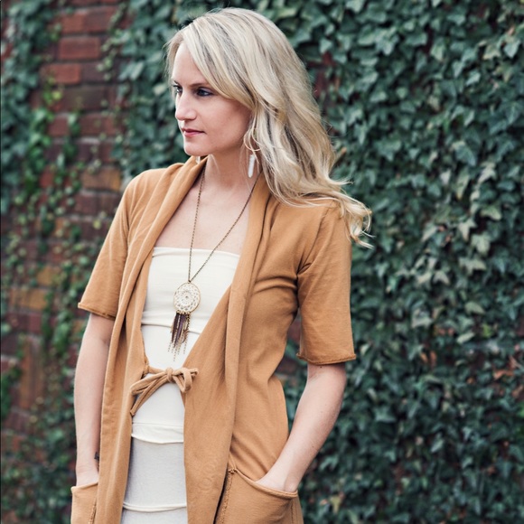 Meet your Posher, Melissa - Picture 5 of 7